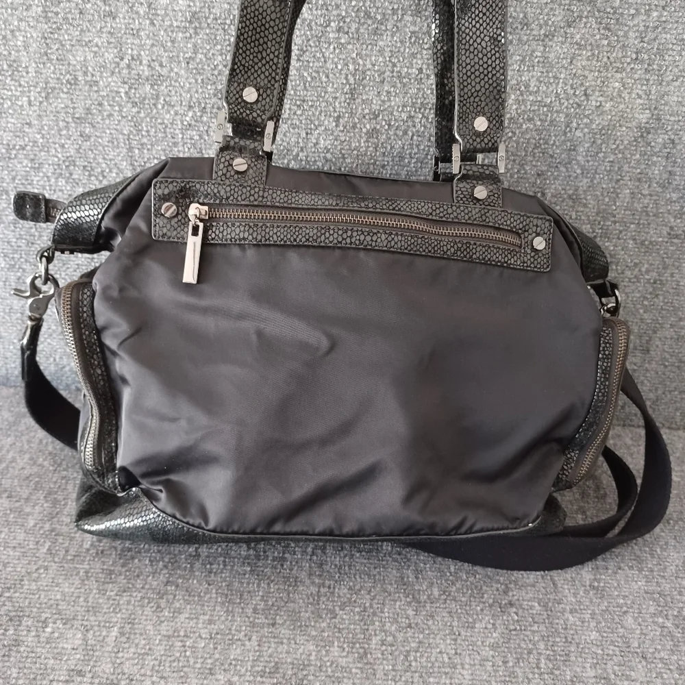 Tory Burch Diaper Bag Shoulder Strap Crossbody Color Black With Changing Pad